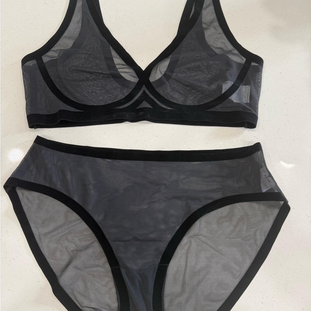 EBY Sheer Mesh Black Bralette & Bikini Panty Set - Picture 2 of 8